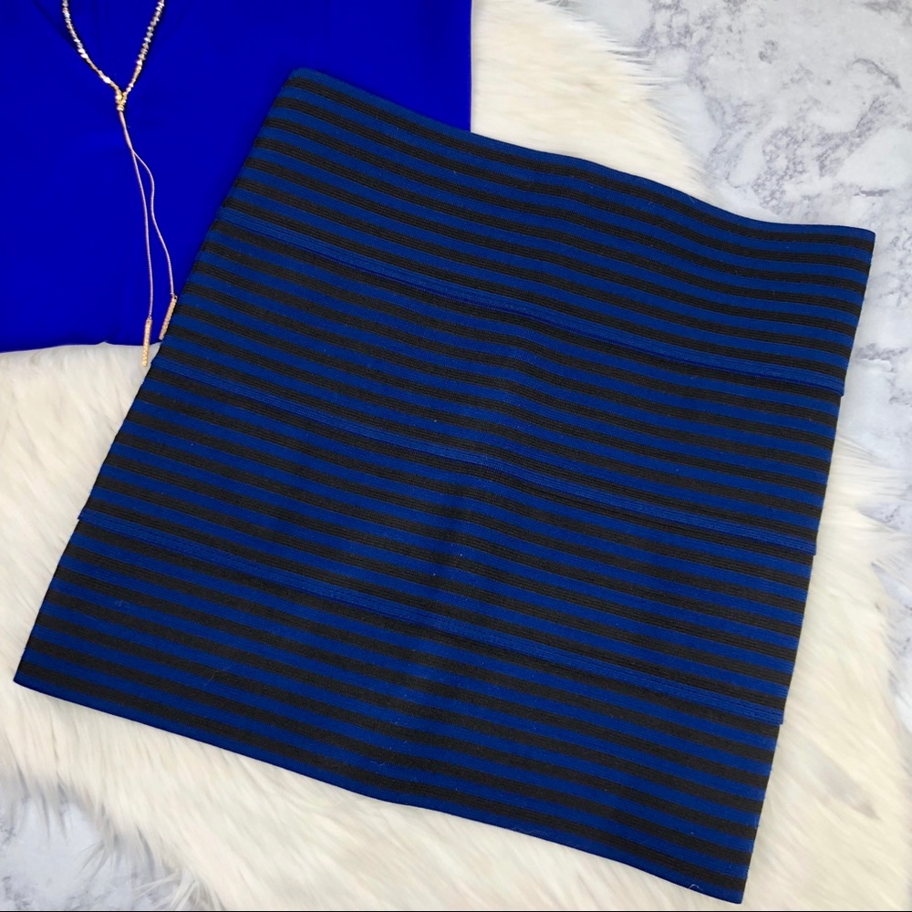 P L E A S U R E Doing B U S I N E S S : Mini Skirt - image 3